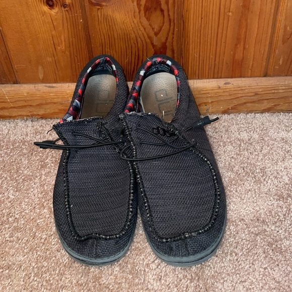 Hey dude shoes red gray and black shoes size 11 men’s causal shoes Wally Sox - Picture 3 of 10